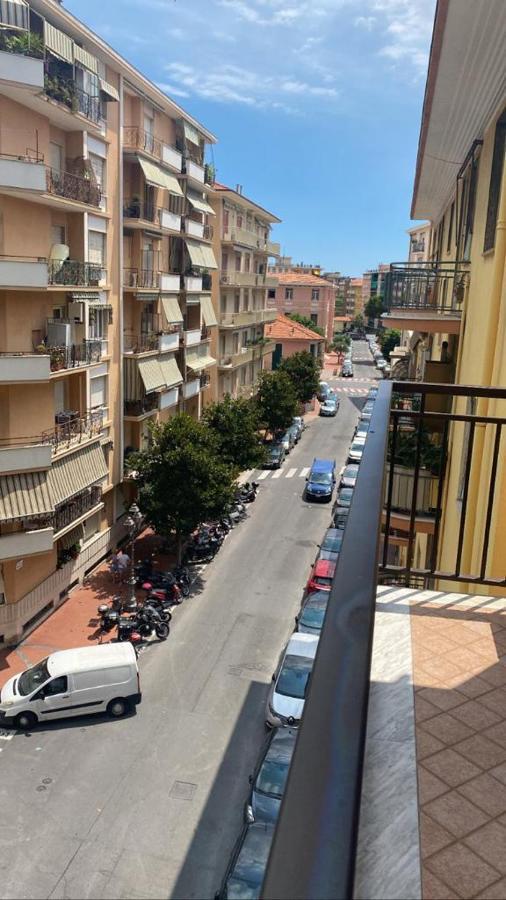Affittacamere L'Orchidea Ventimiglia Eksteriør billede
