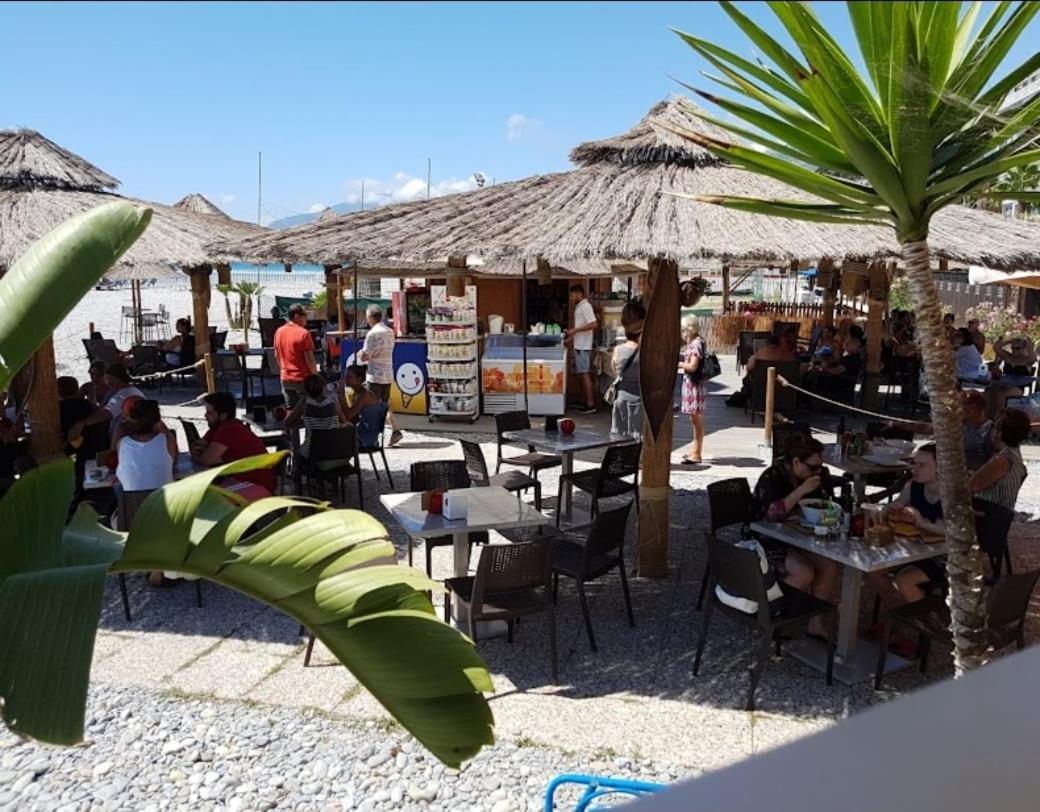 Affittacamere L'Orchidea Ventimiglia Eksteriør billede